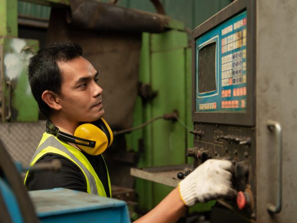 asian-mechanic-working-in-a-mechanical-factory-rep-2025-01-09-01-12-59-utc-min